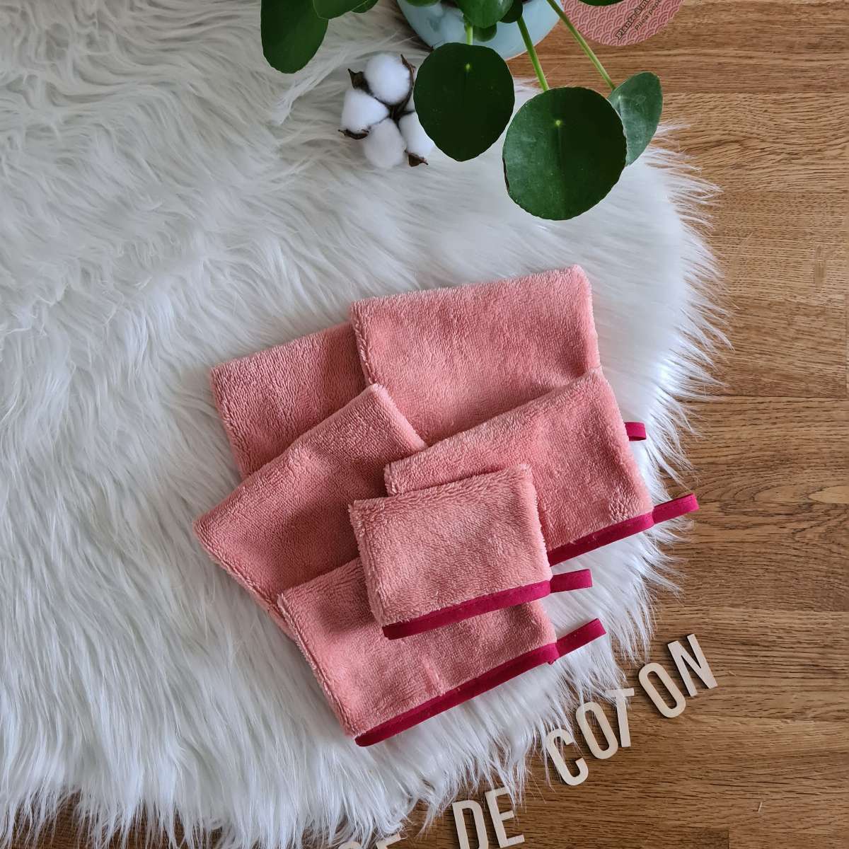 Gant démaquillant